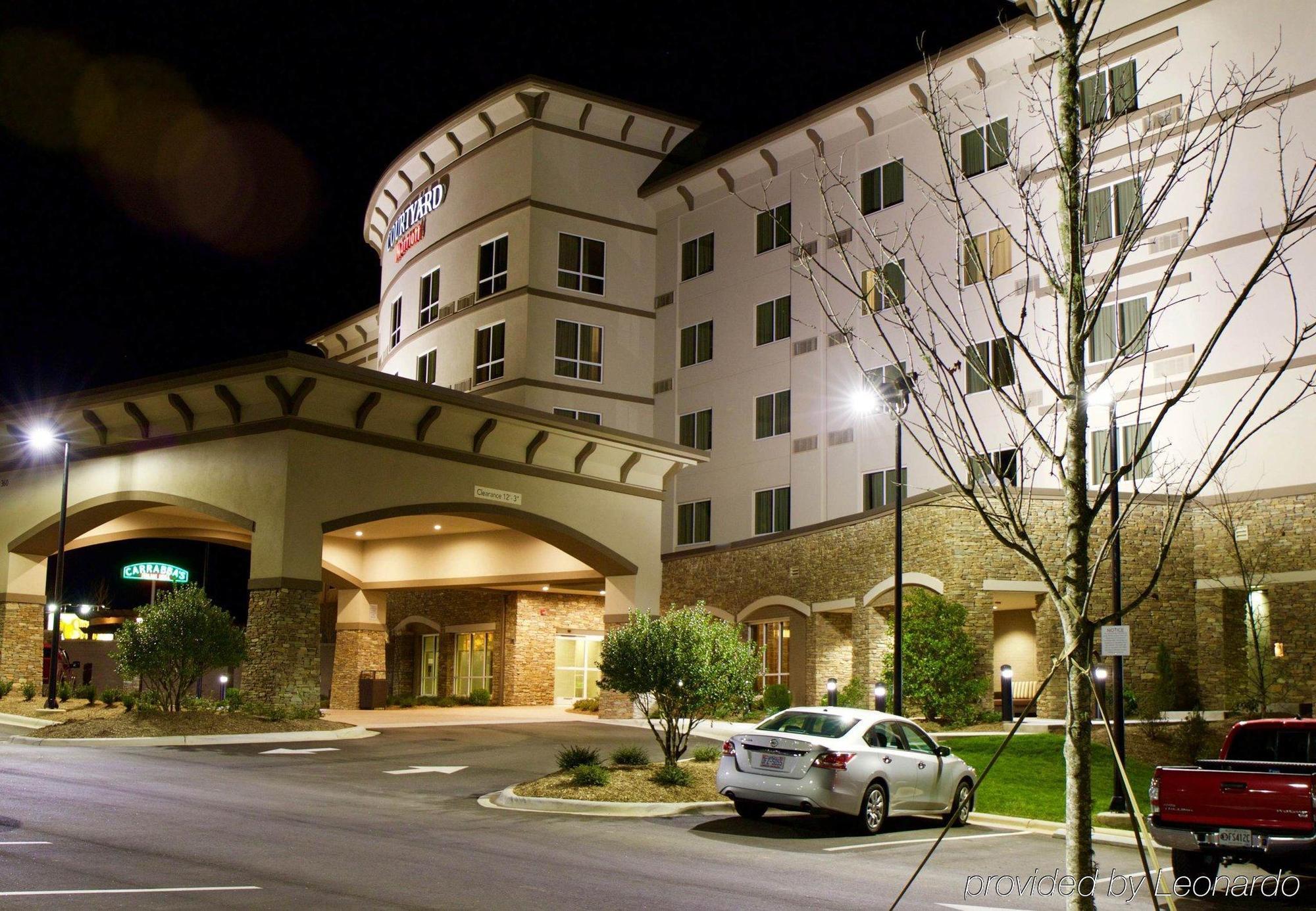 Courtyard By Marriott Asheville Airport Fletcher Exterior photo